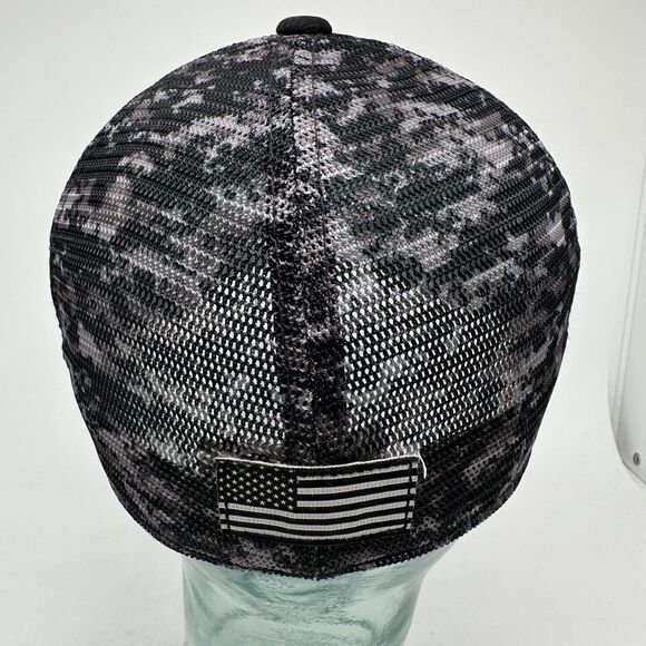 Black Clover Hat Cap Fitted Mens Small/Medium Black Camo Mesh Trucker Live Lucky - Picture 5 of 7
